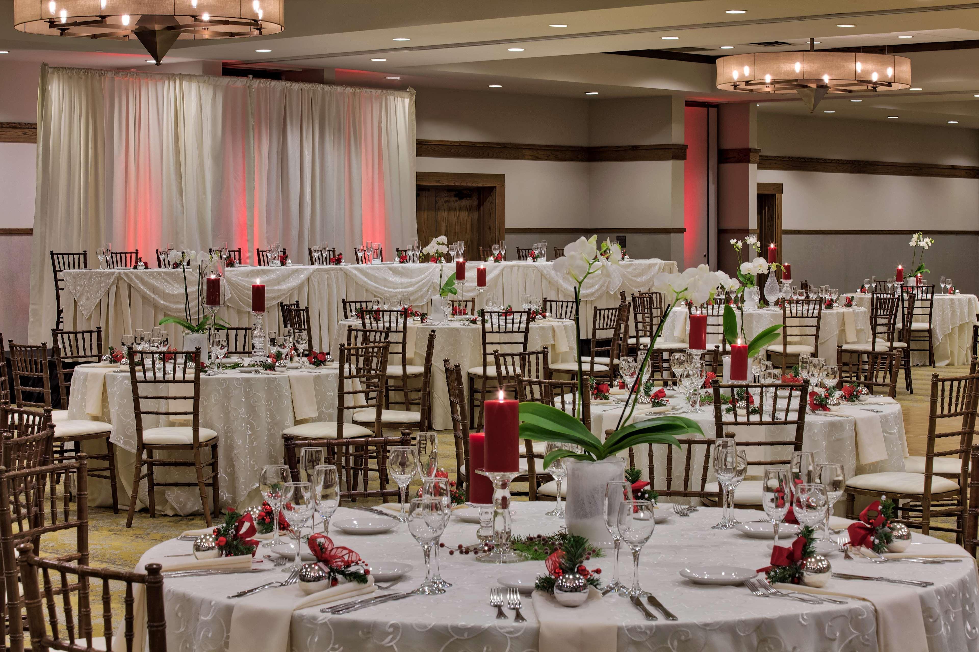 Doubletree By Hilton Libertyville-Mundelein Eksteriør billede