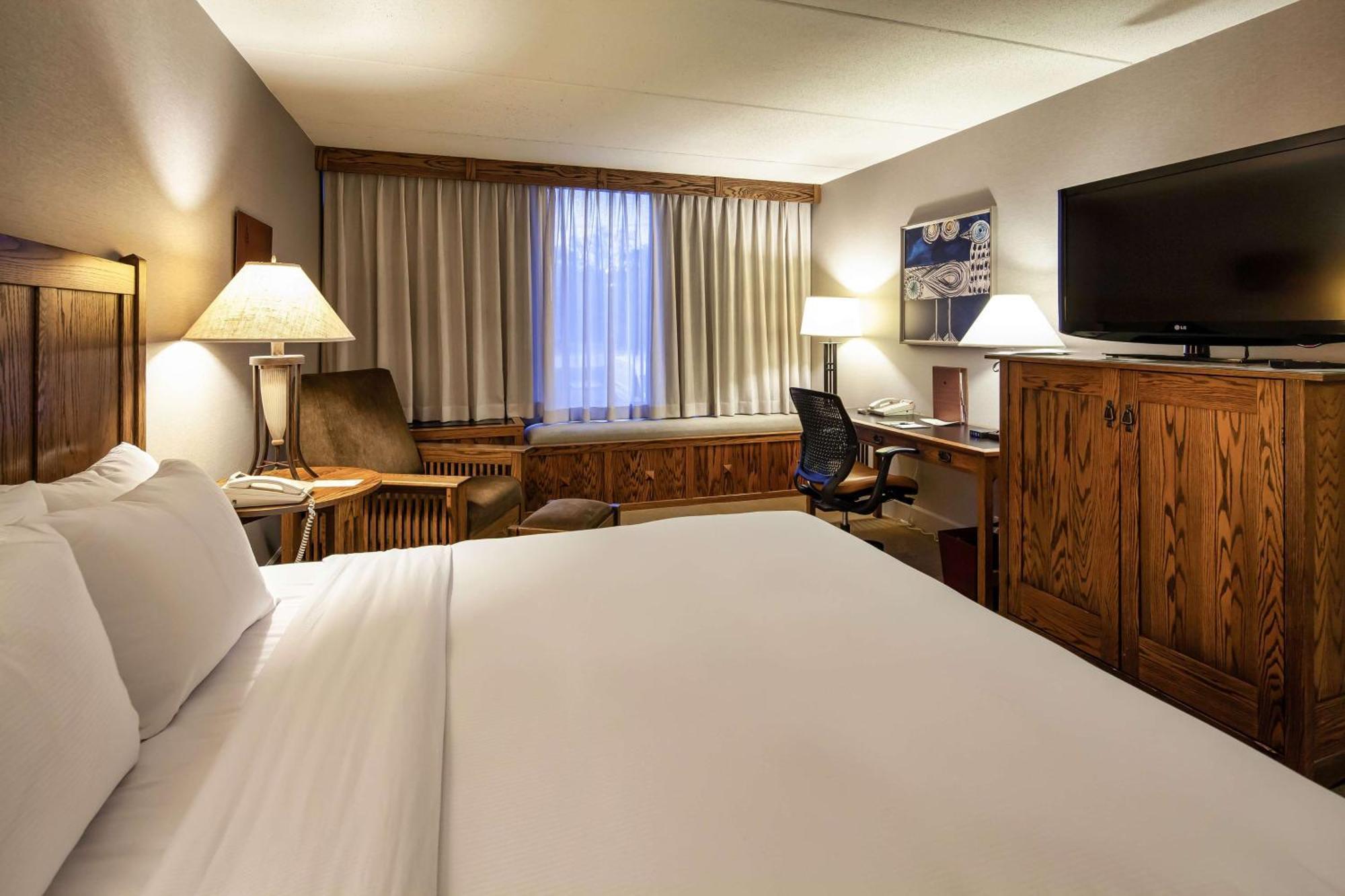 Doubletree By Hilton Libertyville-Mundelein Eksteriør billede