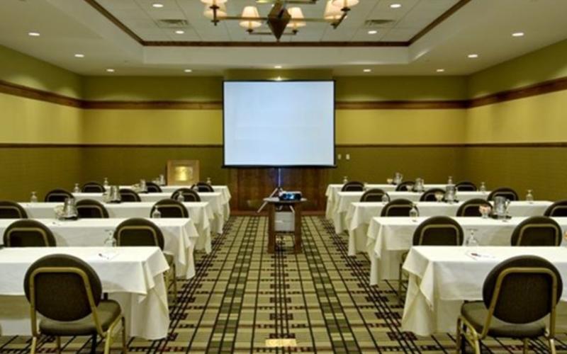 Doubletree By Hilton Libertyville-Mundelein Eksteriør billede